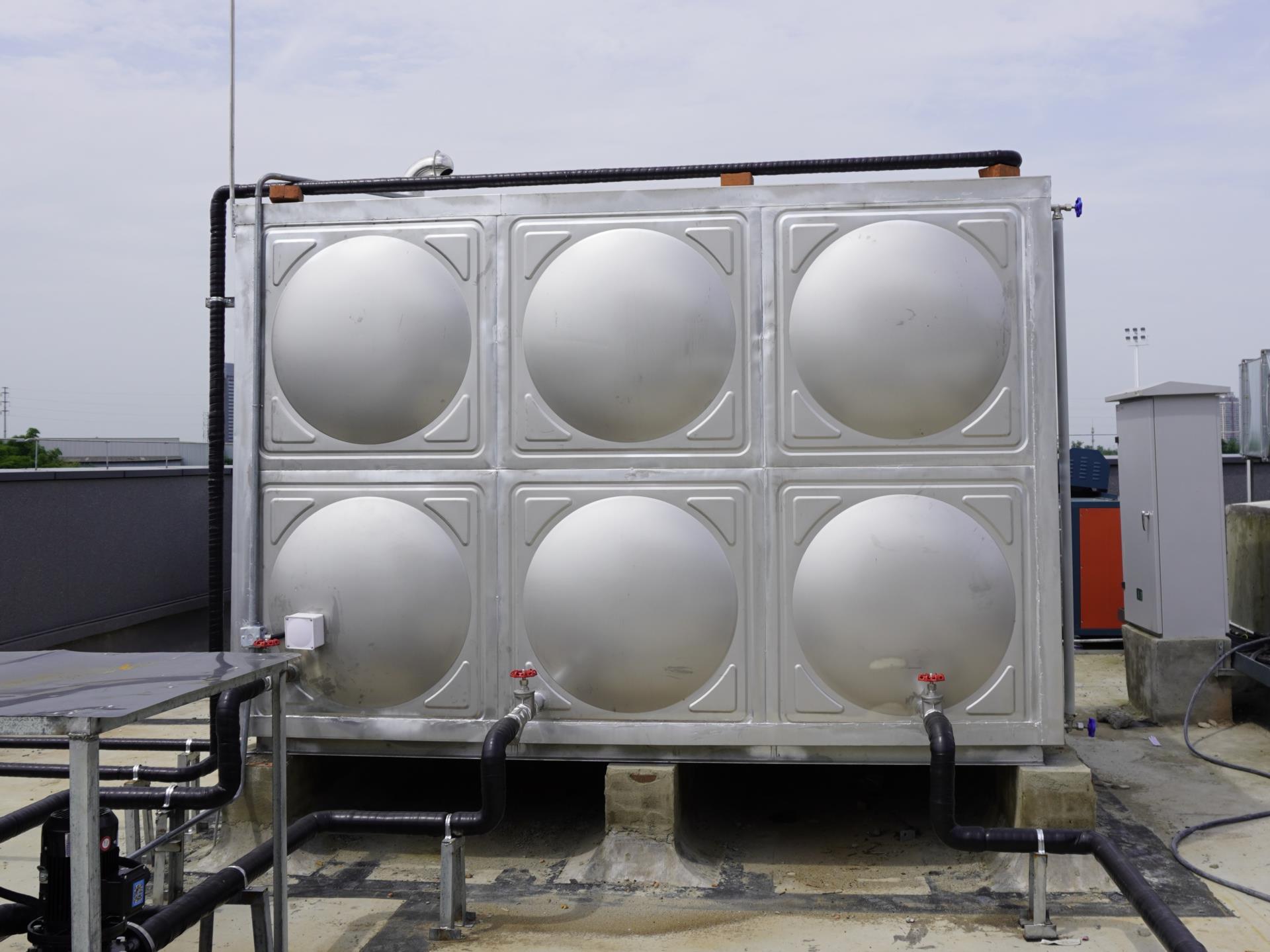 學校不銹鋼生活水箱